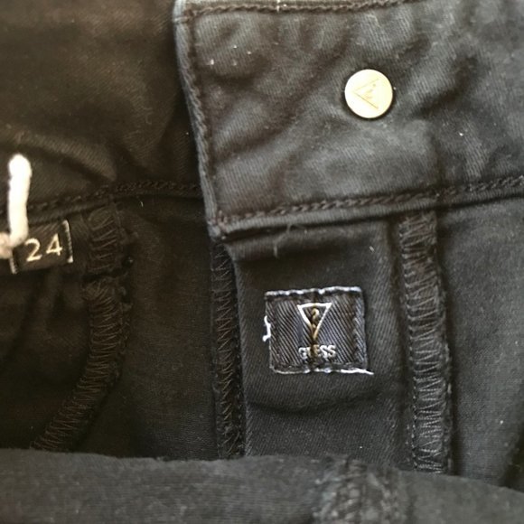 ⚡️SOLD⚡️ Guess Black Biker Short Shorts Hot Pants Size 24 - Picture 6 of 6